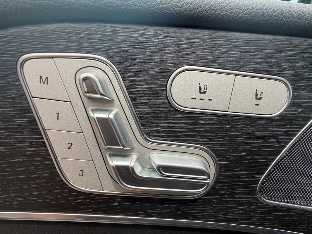 Used 2025 Mercedes-Benz GLE 350 4MATIC image 19