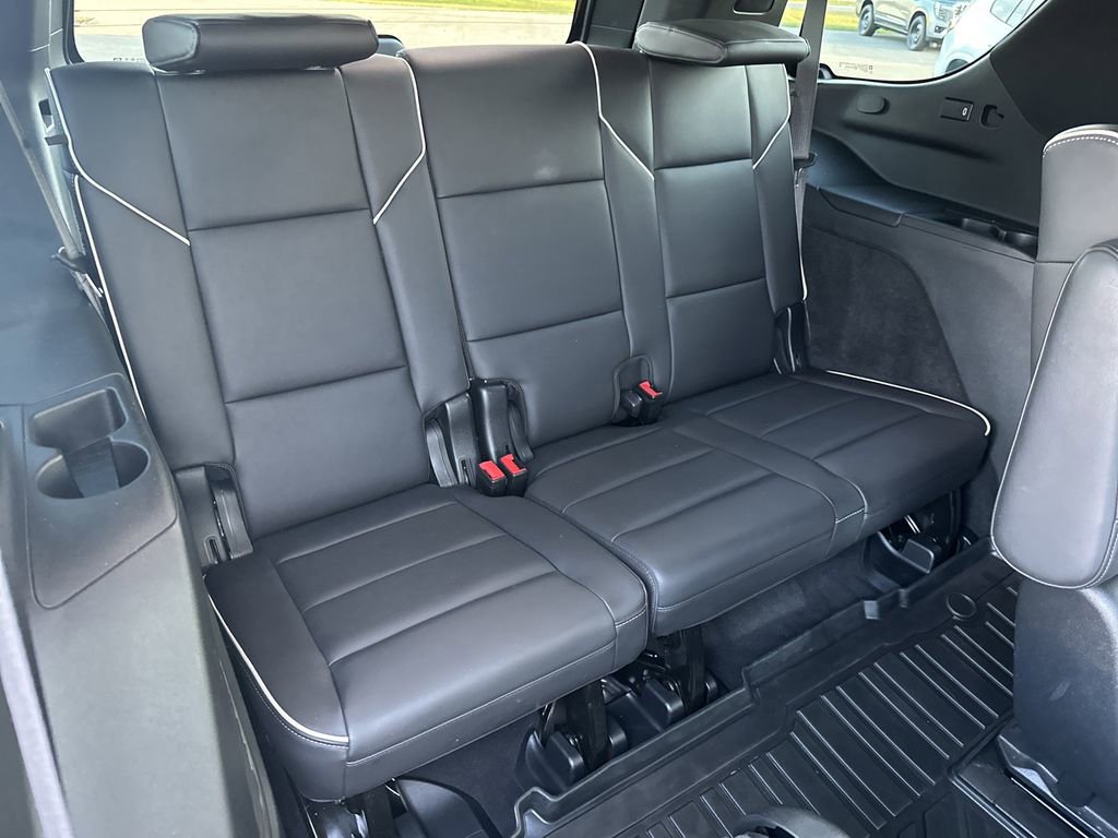 Used 2021 Cadillac Escalade Premium Luxury RWD image 35