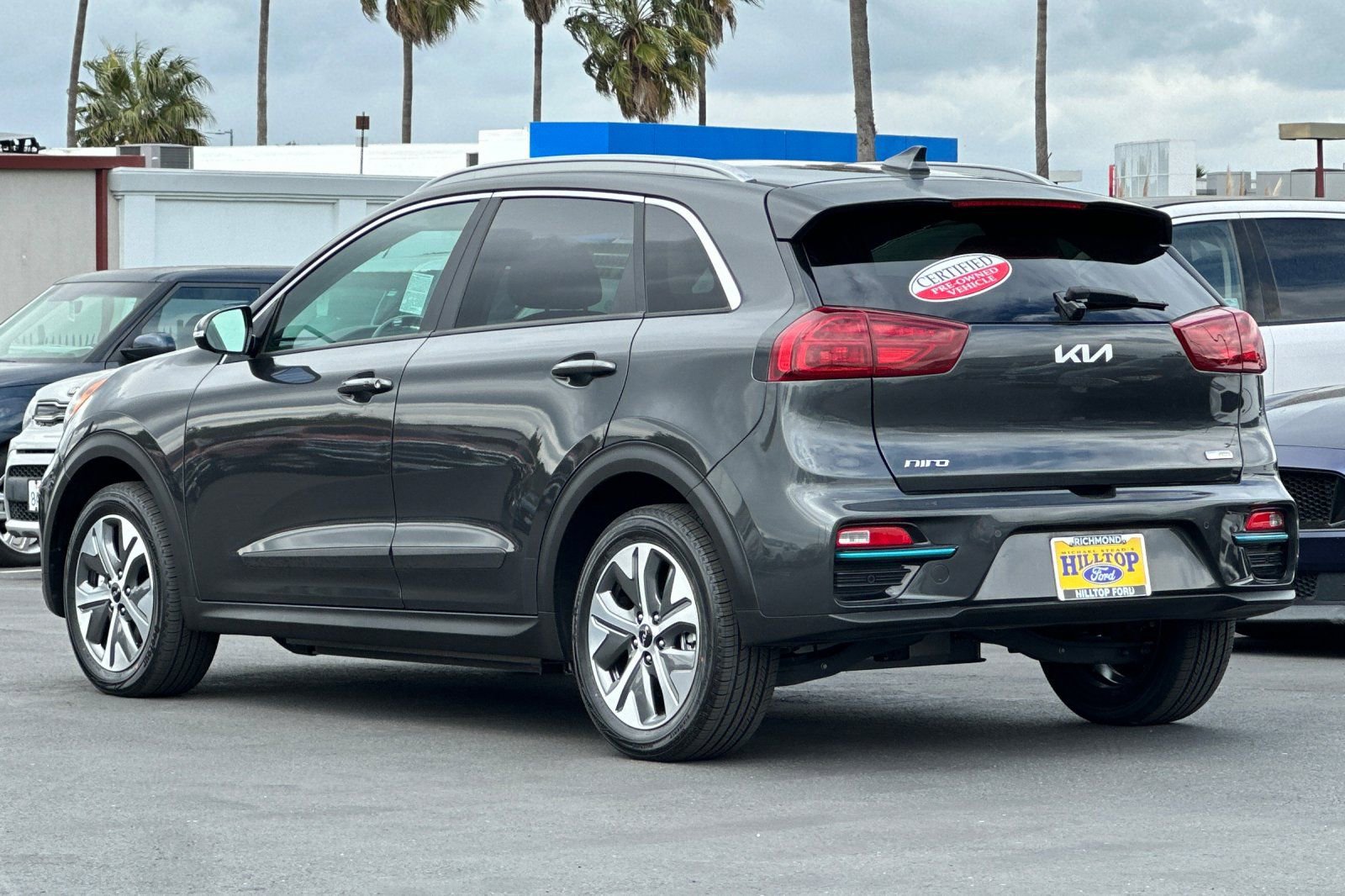 Used 2022 Kia Niro EX Premium image 8
