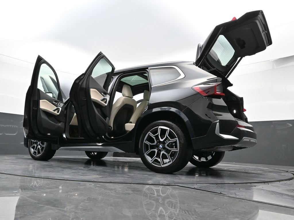New 2025 BMW X1 xDrive28i w/ Convenience Package image 46