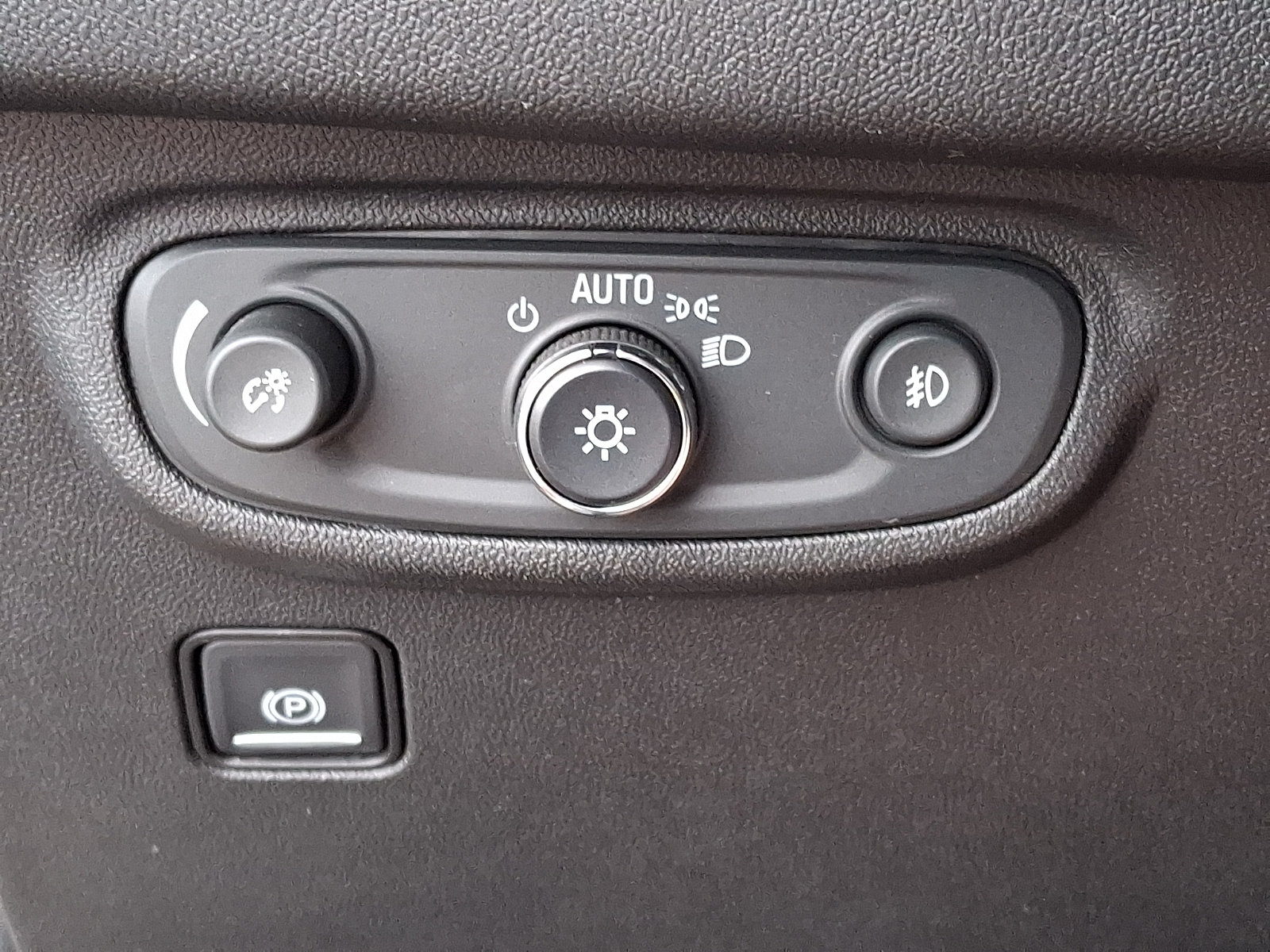 Certified 2022 GMC Terrain AT4 w/ LPO, Floor Liner Package AWD/4WD image 27