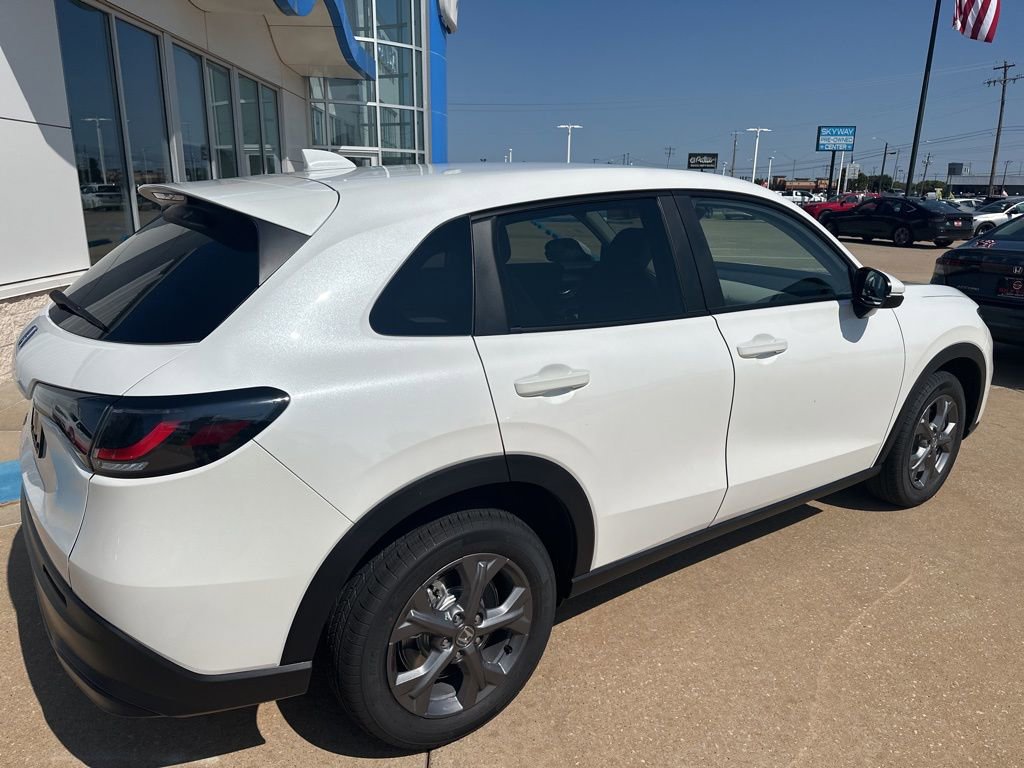 New 2026 Honda HR-V LX image 14