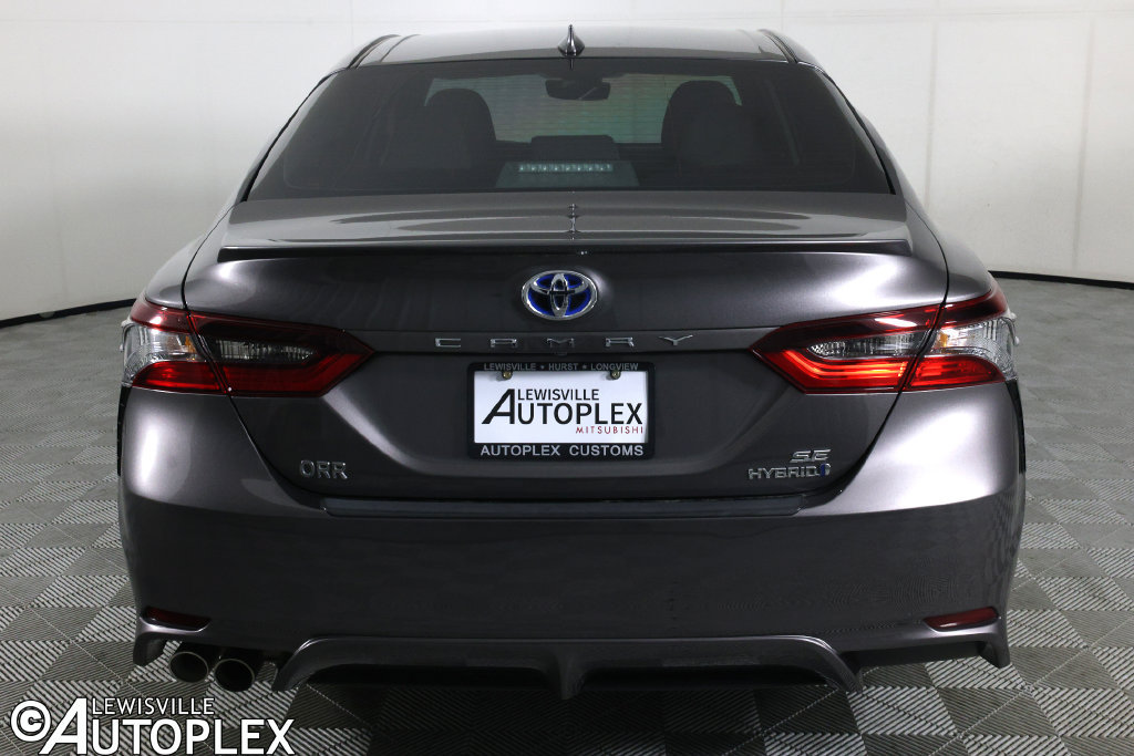 Used 2023 Toyota Camry SE FWD image 6