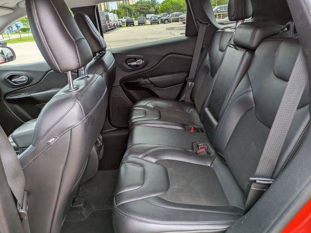 Certified 2021 Jeep Cherokee Latitude Plus FWD image 10