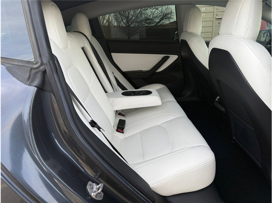 Used 2019 Tesla Model 3 Performance image 34