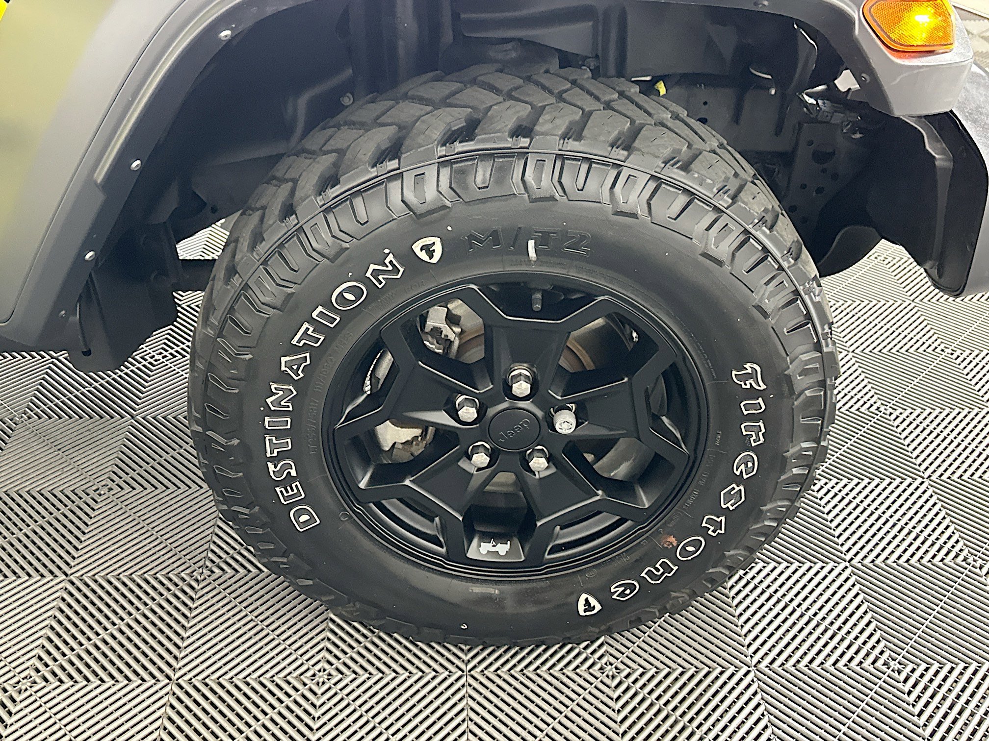 Used 2023 Jeep Wrangler Unlimited image 11