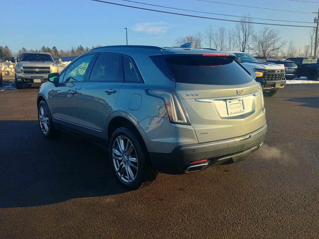 Used 2023 Cadillac XT5 Sportv w/ LPO, Floor Liner Package AWD/4WD image 6