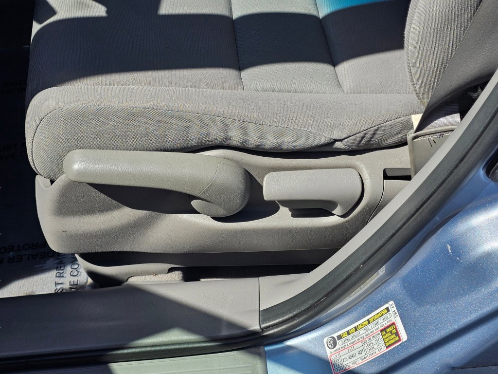 Used 2011 Honda CR-V LX image 28