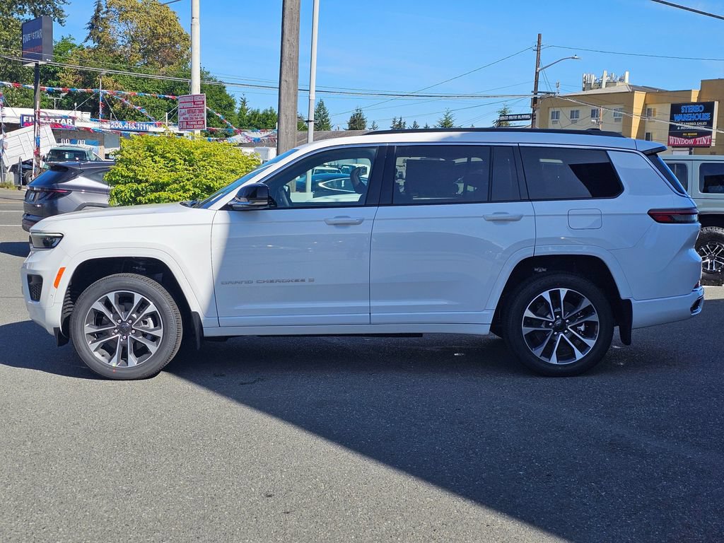 New 2024 Jeep Grand Cherokee L Overland w/ Advanced Protech Group III AWD/4WD image 5