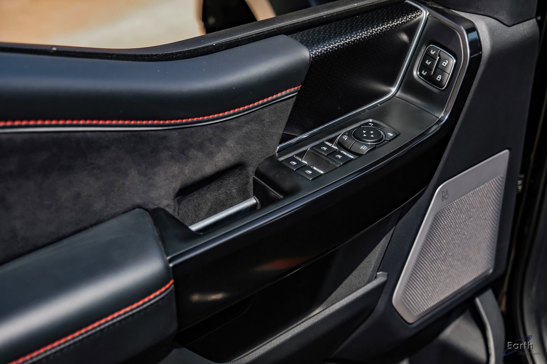 Used 2025 Ford F150 Raptor w/ Equipment Group 803A Raptor R image 98