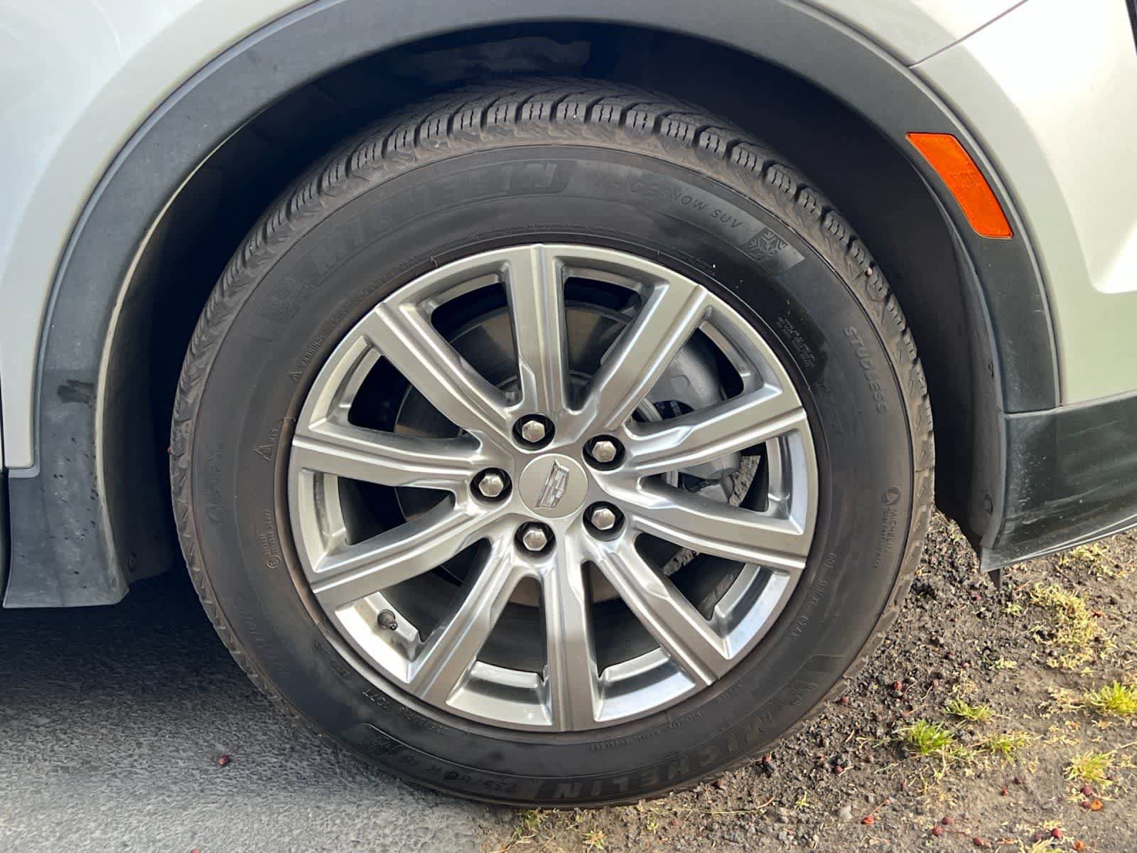 Used 2021 Cadillac XT4 Premium Luxury AWD/4WD image 11