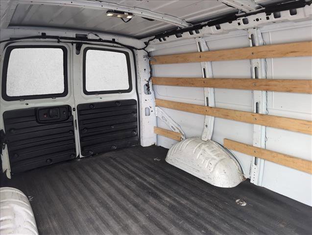 Used 2018 Chevrolet Express 2500 w/ Driver Convenience Package image 19