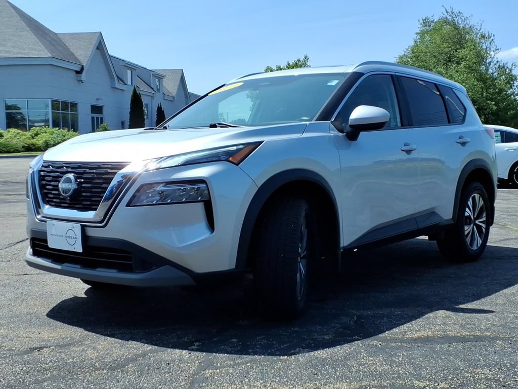 Certified 2023 Nissan Rogue SV w/ SV Premium B Package AWD/4WD image 6