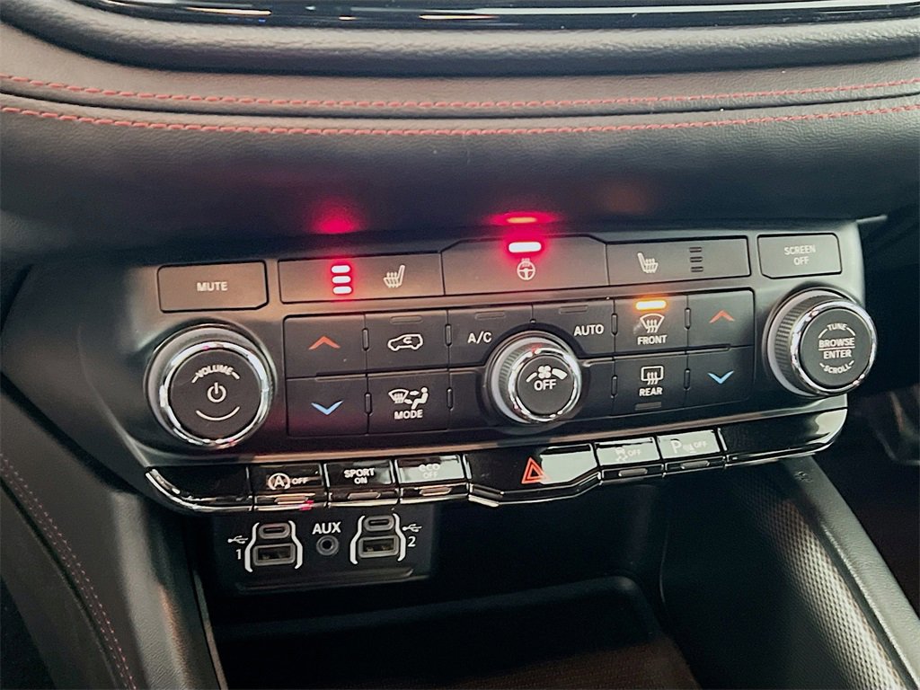 Used 2023 Dodge Durango GT image 15