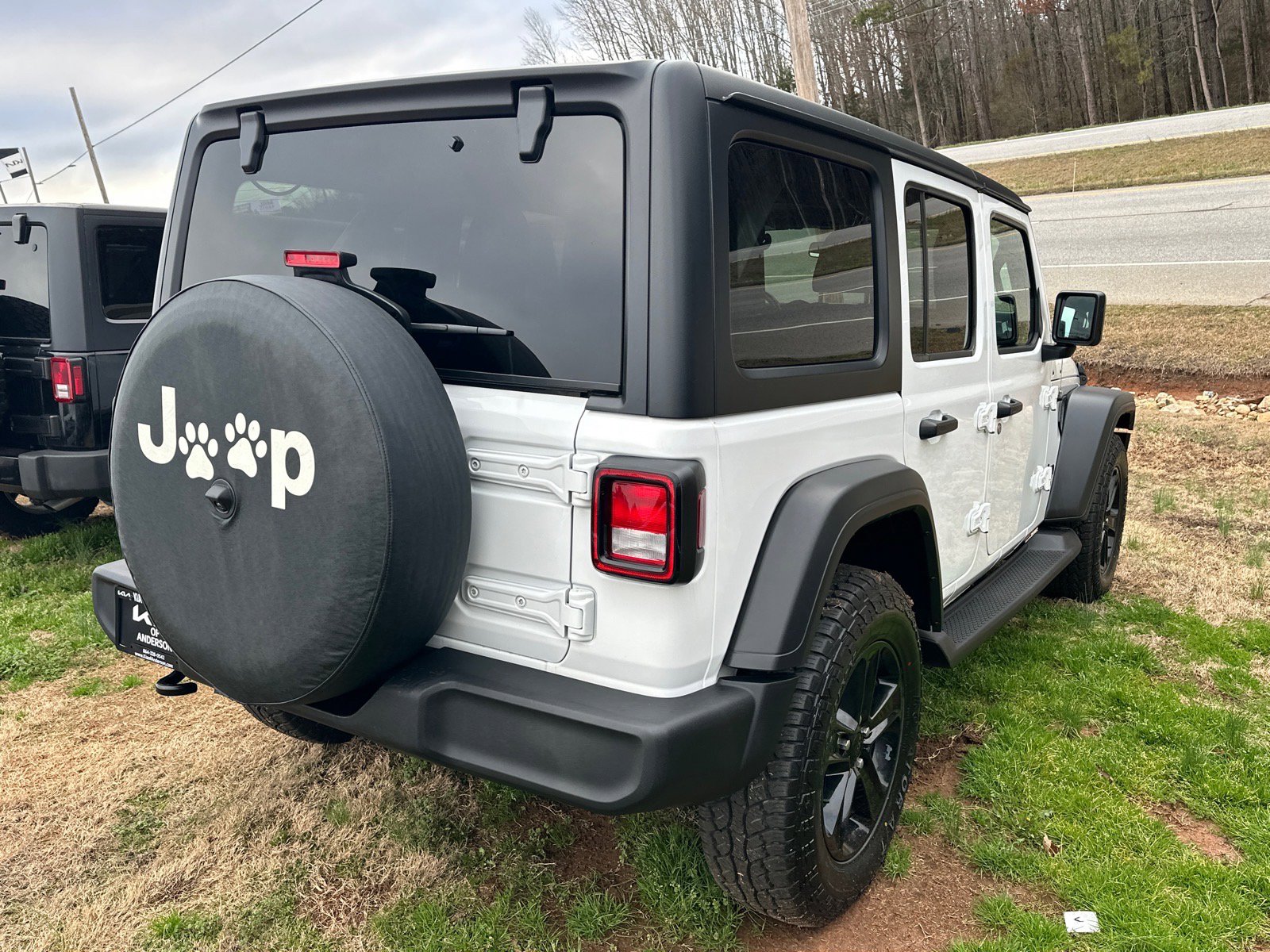 Used 2022 Jeep Wrangler Unlimited Sport image 4