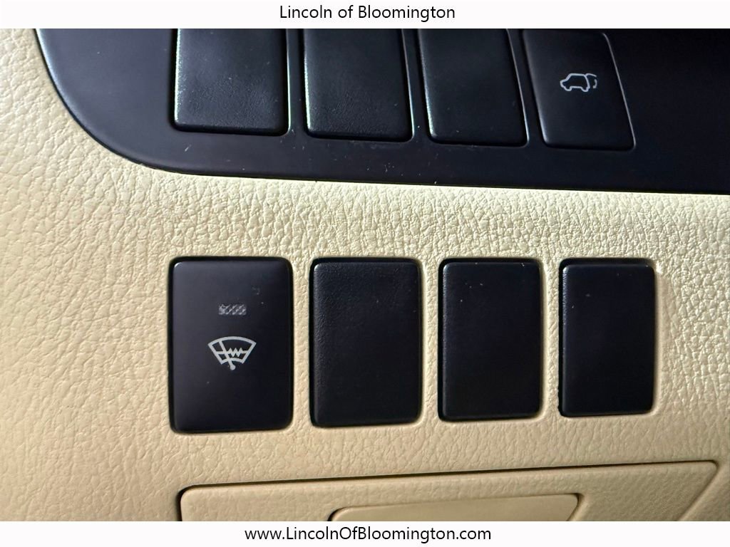 Used 2015 Toyota Highlander XLE image 31