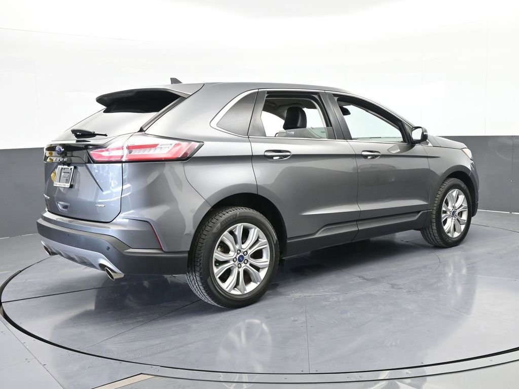 Used 2022 Ford Edge Titanium image 6