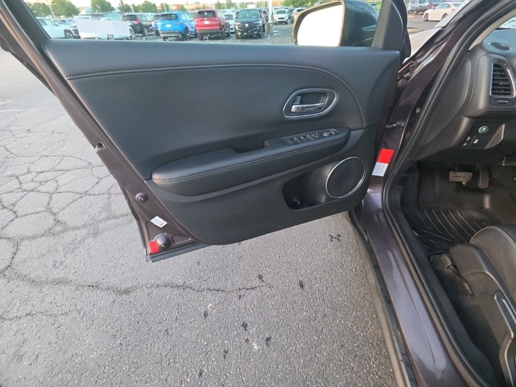 Used 2019 Honda HR-V EX-L image 12