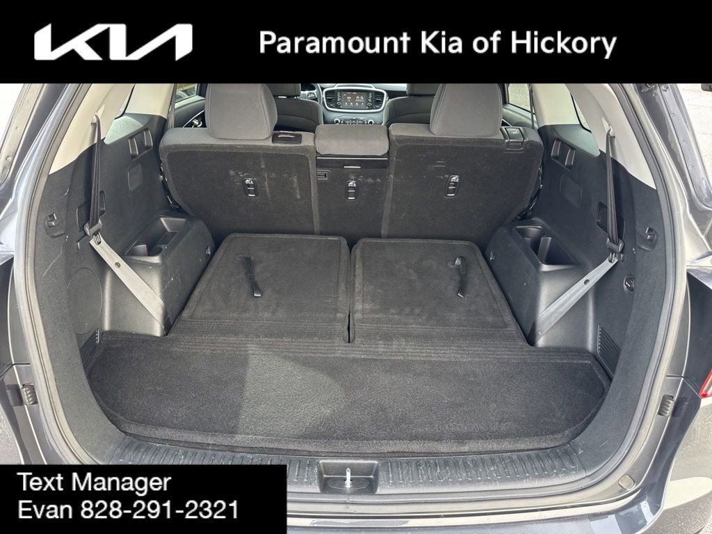 Used 2019 Kia Sorento LX image 12
