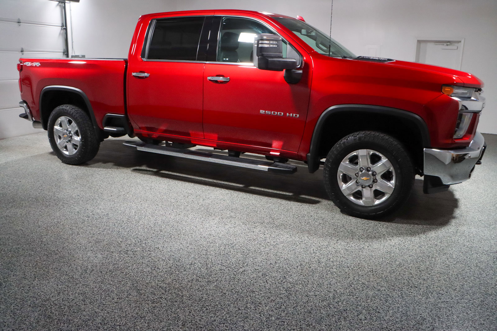 Used 2022 Chevrolet Silverado 2500 LTZ w/ LTZ Plus Package image 6