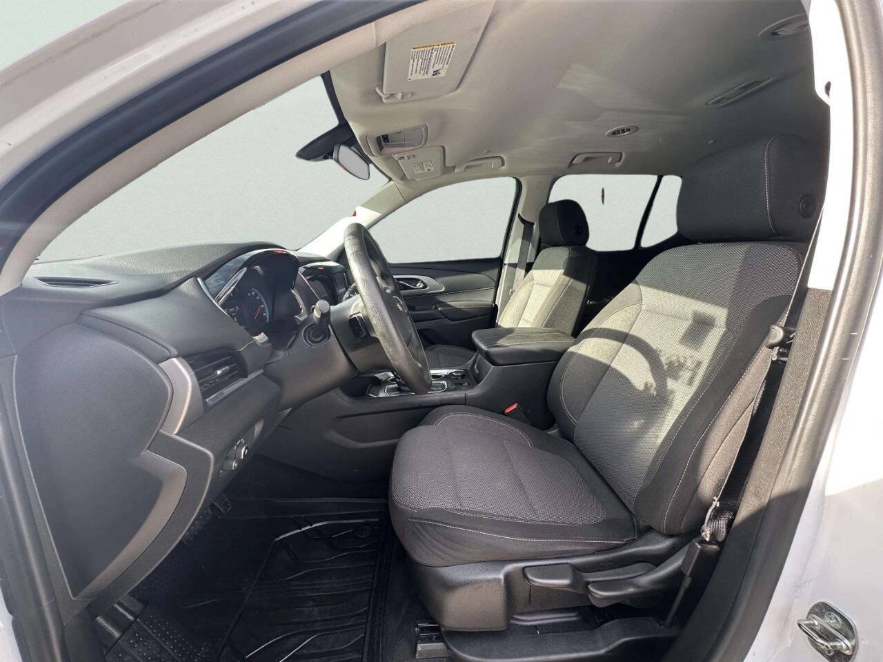 Used 2019 Chevrolet Traverse LS AWD/4WD image 15