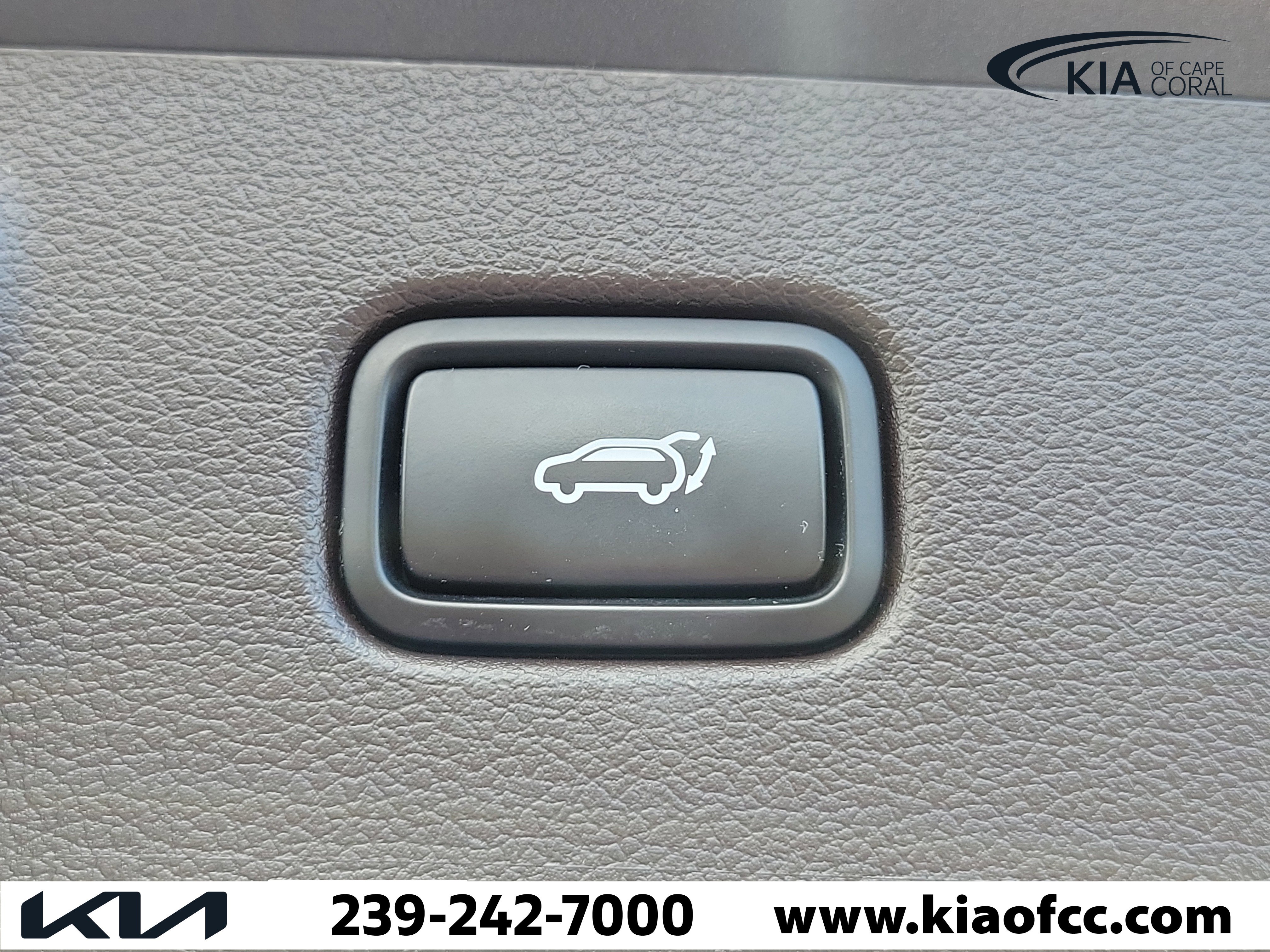 Used 2020 Hyundai Palisade Limited FWD image 10