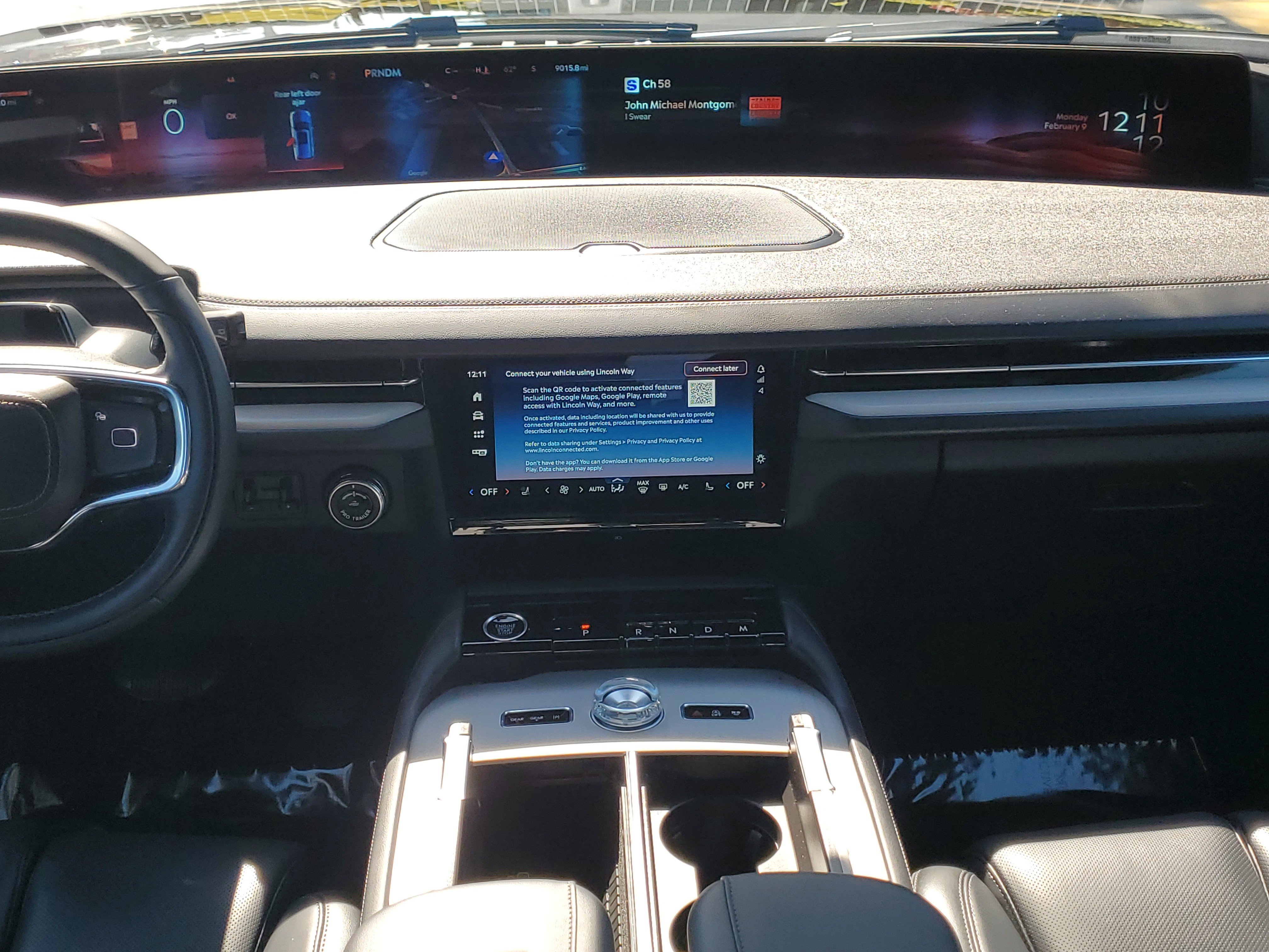 Used 2025 Lincoln Navigator Reserve w/ Jet Appearance Package image 16