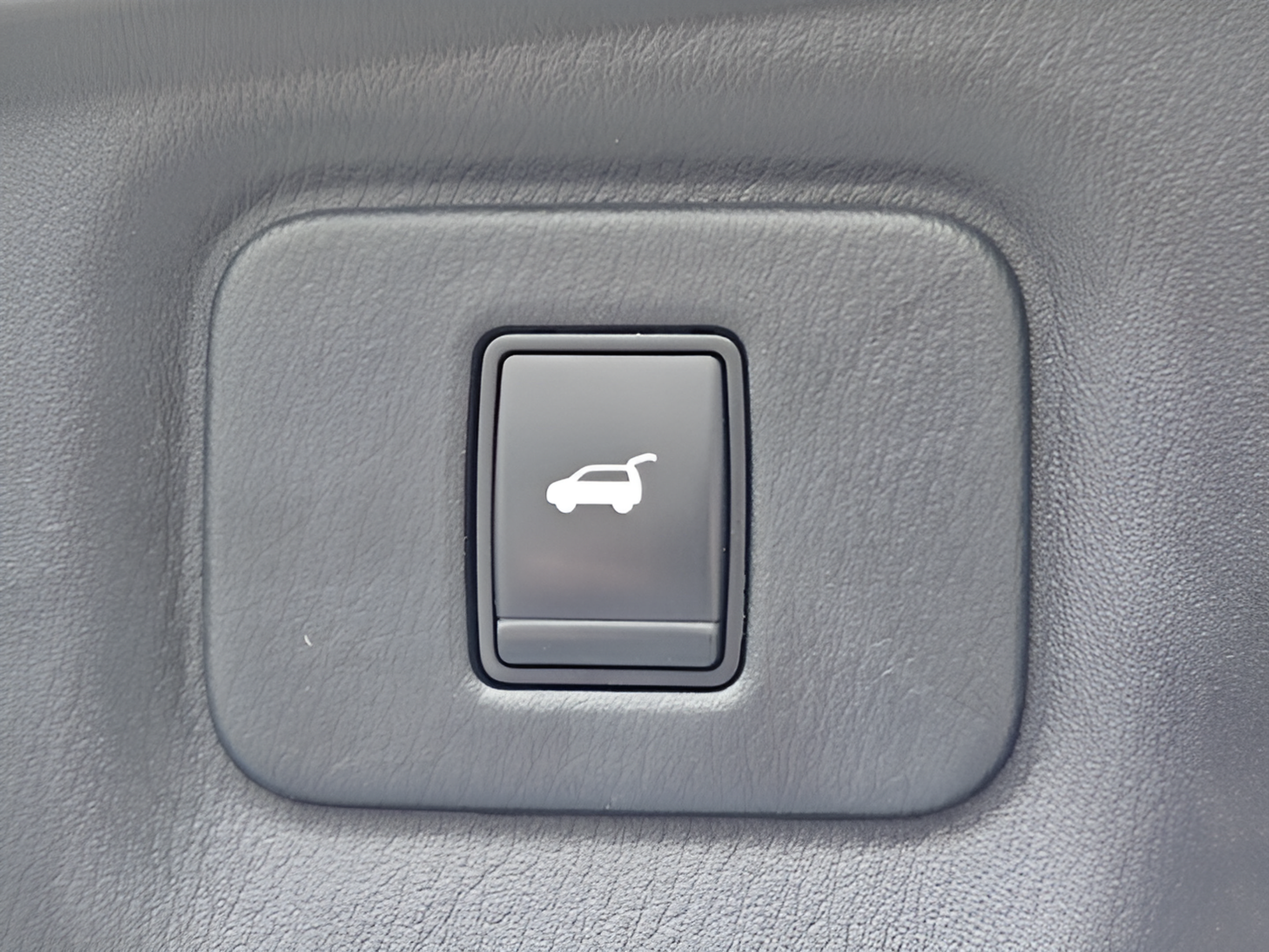 Used 2020 INFINITI QX60 Luxe w/ Essential Package FWD image 29