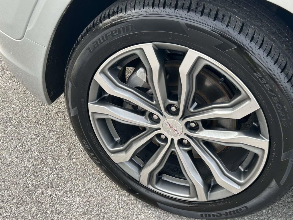 Used 2019 GMC Terrain Denali w/ Driver Alert Package II image 9