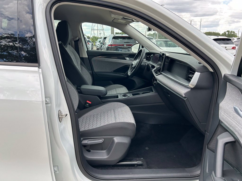 Certified 2026 Volkswagen Tiguan S FWD image 37