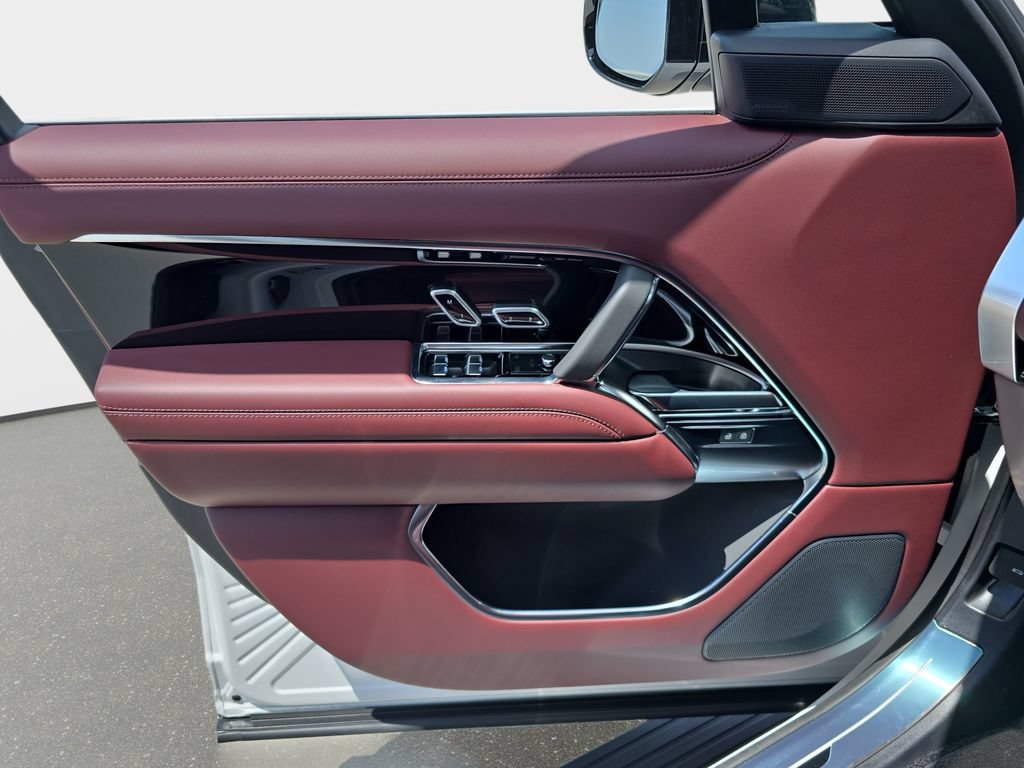 New 2026 Land Rover Range Rover SE AWD/4WD image 29