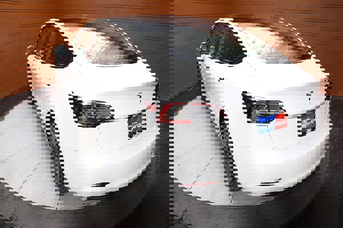 Used 2023 Tesla Model 3 Standard Range RWD image 10