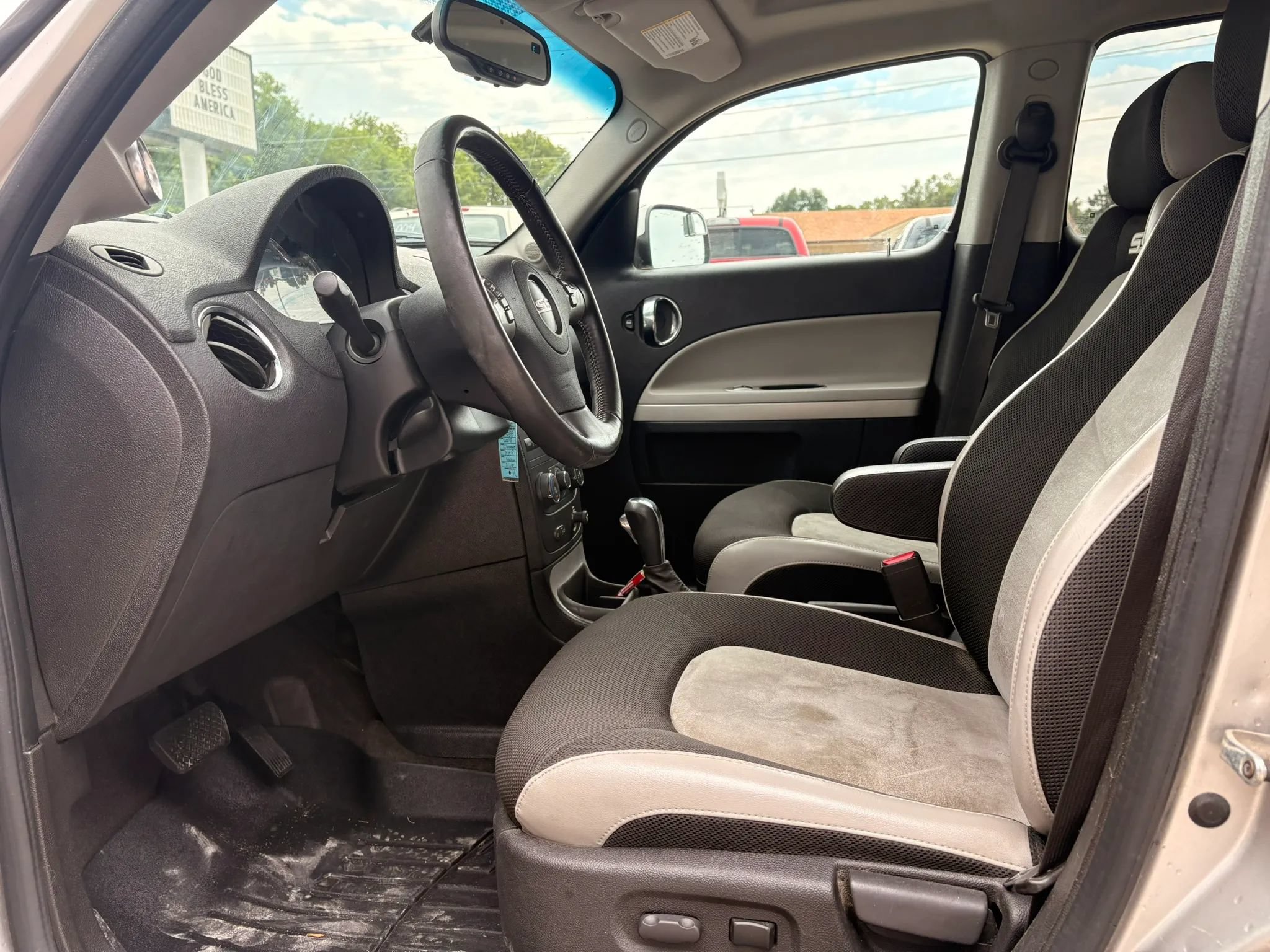 Used 2008 Chevrolet HHR SS FWD image 16