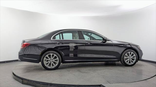Used 2017 Mercedes-Benz E 300 image 9