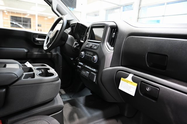 New 2026 Chevrolet Silverado 1500 Custom Trail Boss w/ LPO, Dark Essentials Package image 14