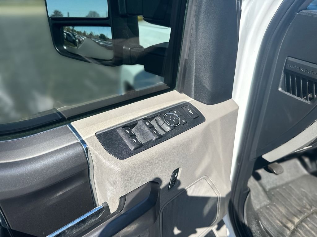 Used 2019 Ford F350 XLT w/ XLT Premium Package image 15