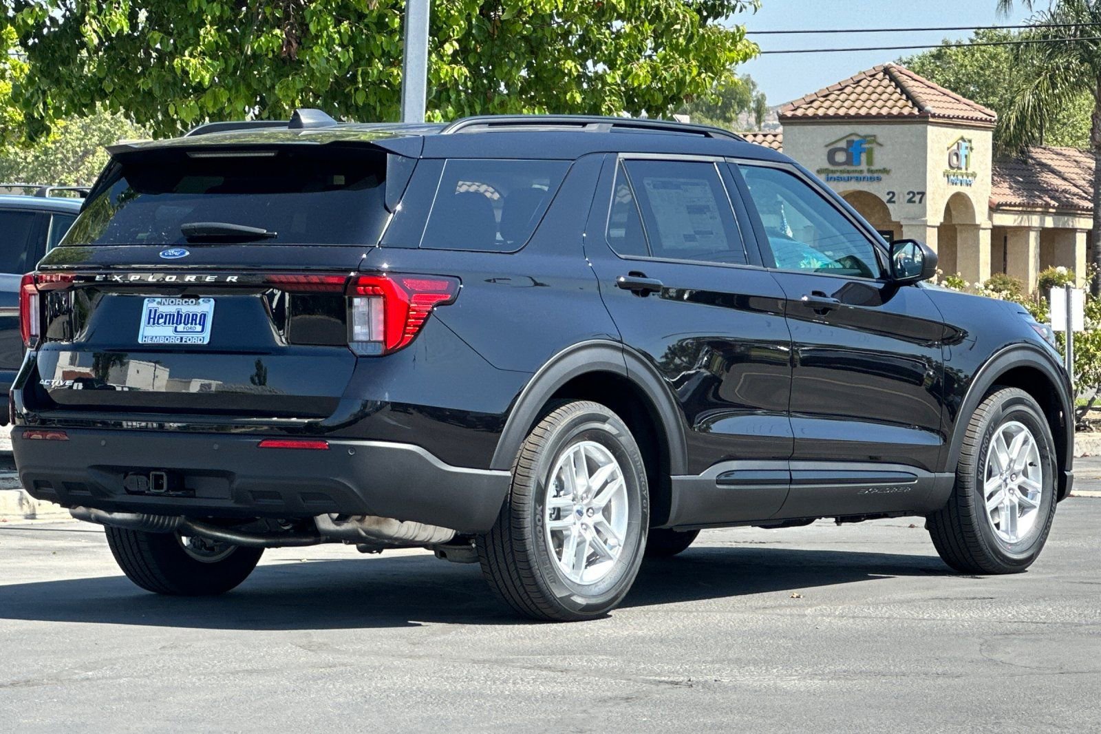New 2026 Ford Explorer Active image 4