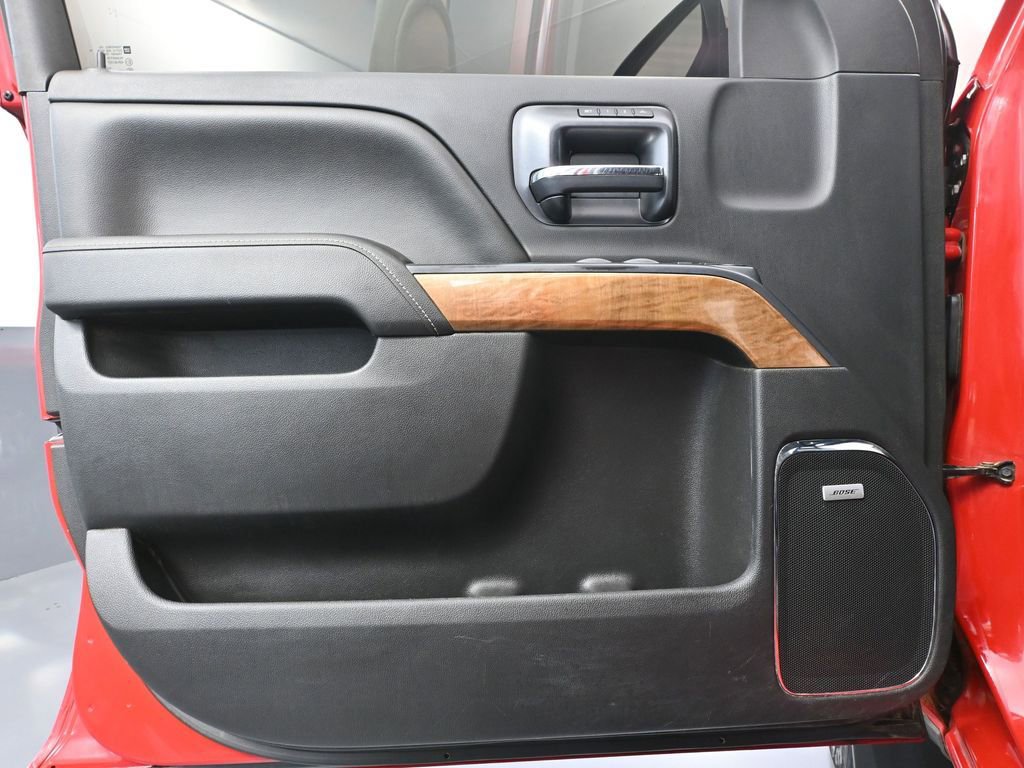 Used 2015 Chevrolet Silverado 2500 LTZ w/ LTZ Plus Package image 22