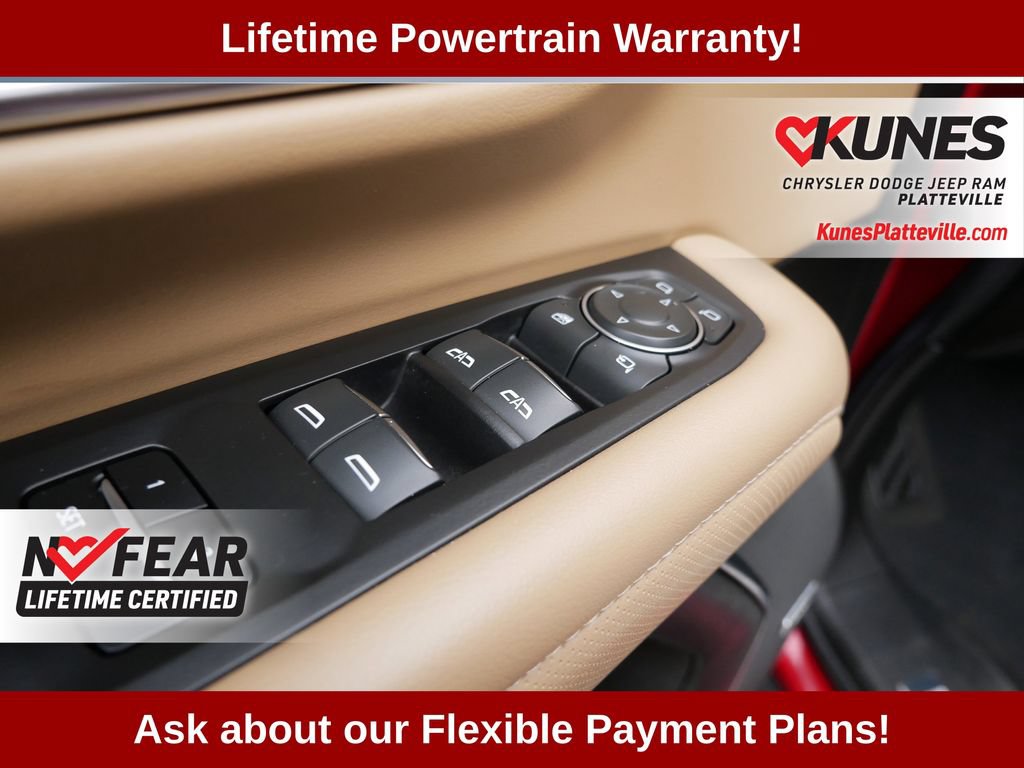 Used 2023 Chevrolet Suburban Premier AWD/4WD image 24