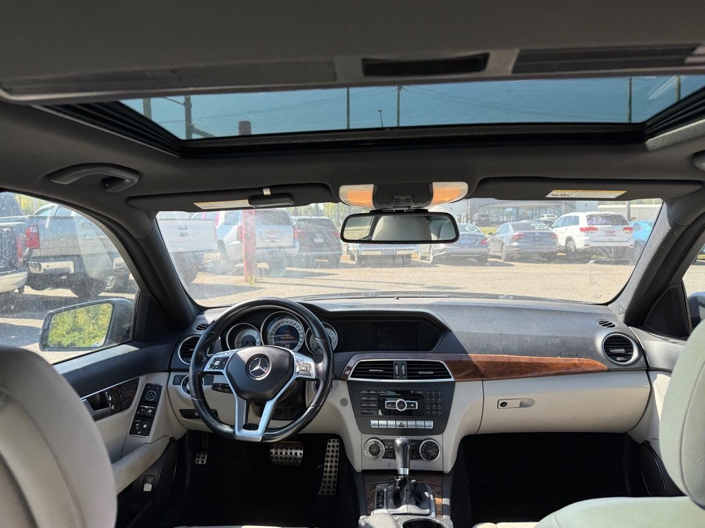 Used 2013 Mercedes-Benz C 250 Sedan image 7
