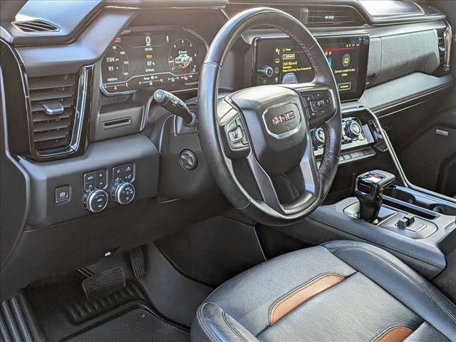 Used 2024 GMC Sierra 1500 AT4 w/ AT4 Preferred Package AWD/4WD image 9