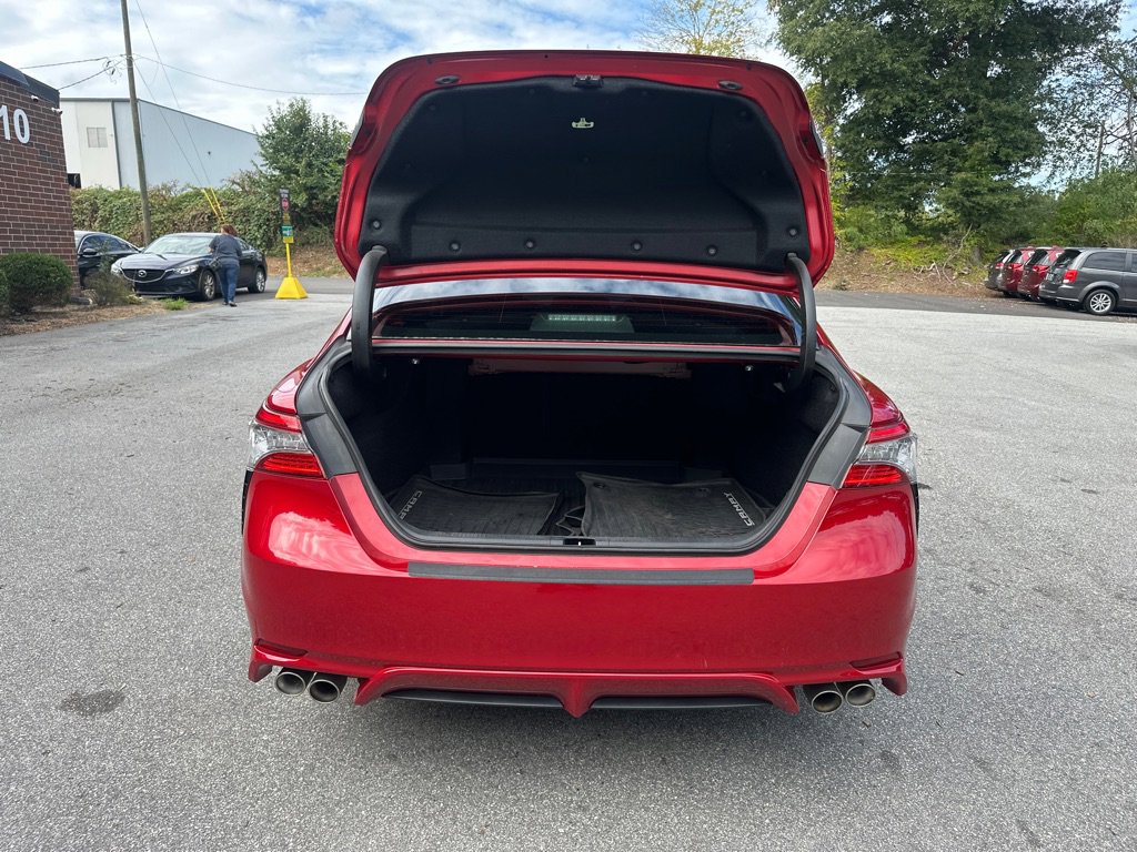 Used 2019 Toyota Camry XSE image 38