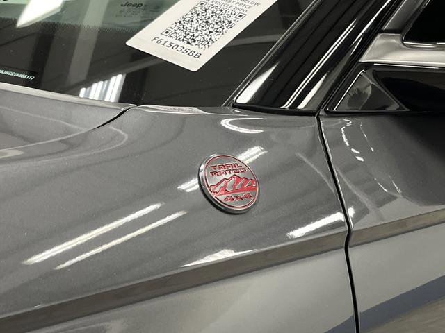 Used 2022 Jeep Grand Cherokee Trailhawk w/ ADV Protech Group II image 39