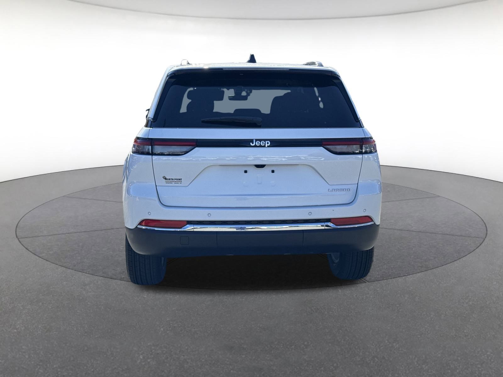 New 2025 Jeep Grand Cherokee Laredo X image 4