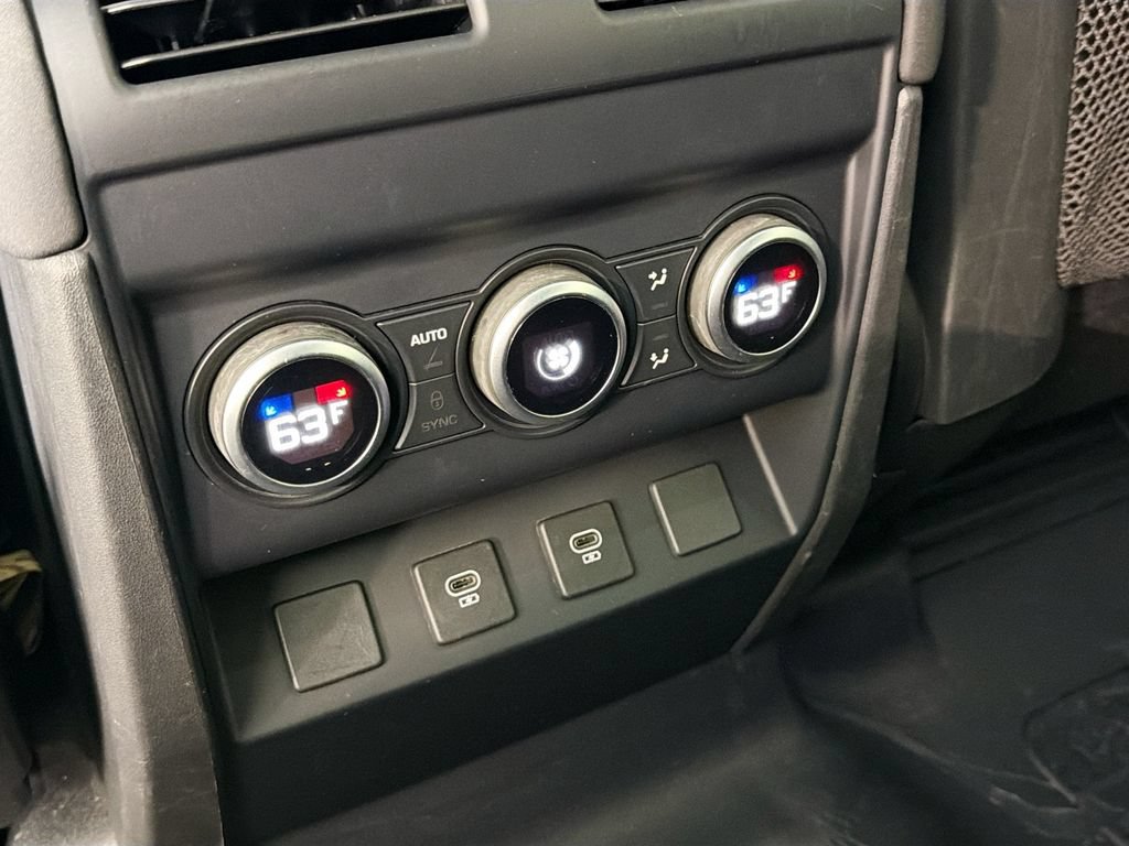 Used 2023 Land Rover Defender 110 X-Dynamic SE AWD/4WD image 27