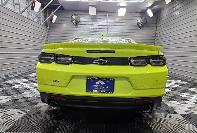 Used 2020 Chevrolet Camaro SS RWD image 7