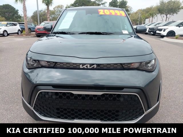 Used 2025 Kia Soul LX FWD image 2