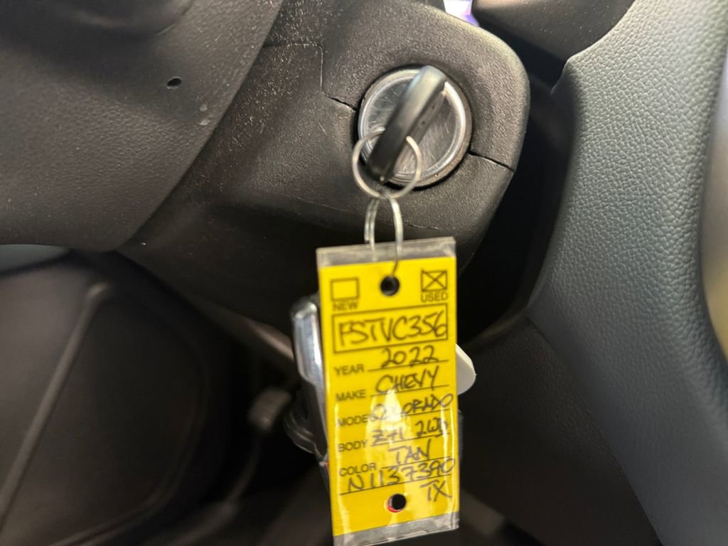 Used 2022 Chevrolet Colorado Z71 w/ Safety Package image 26