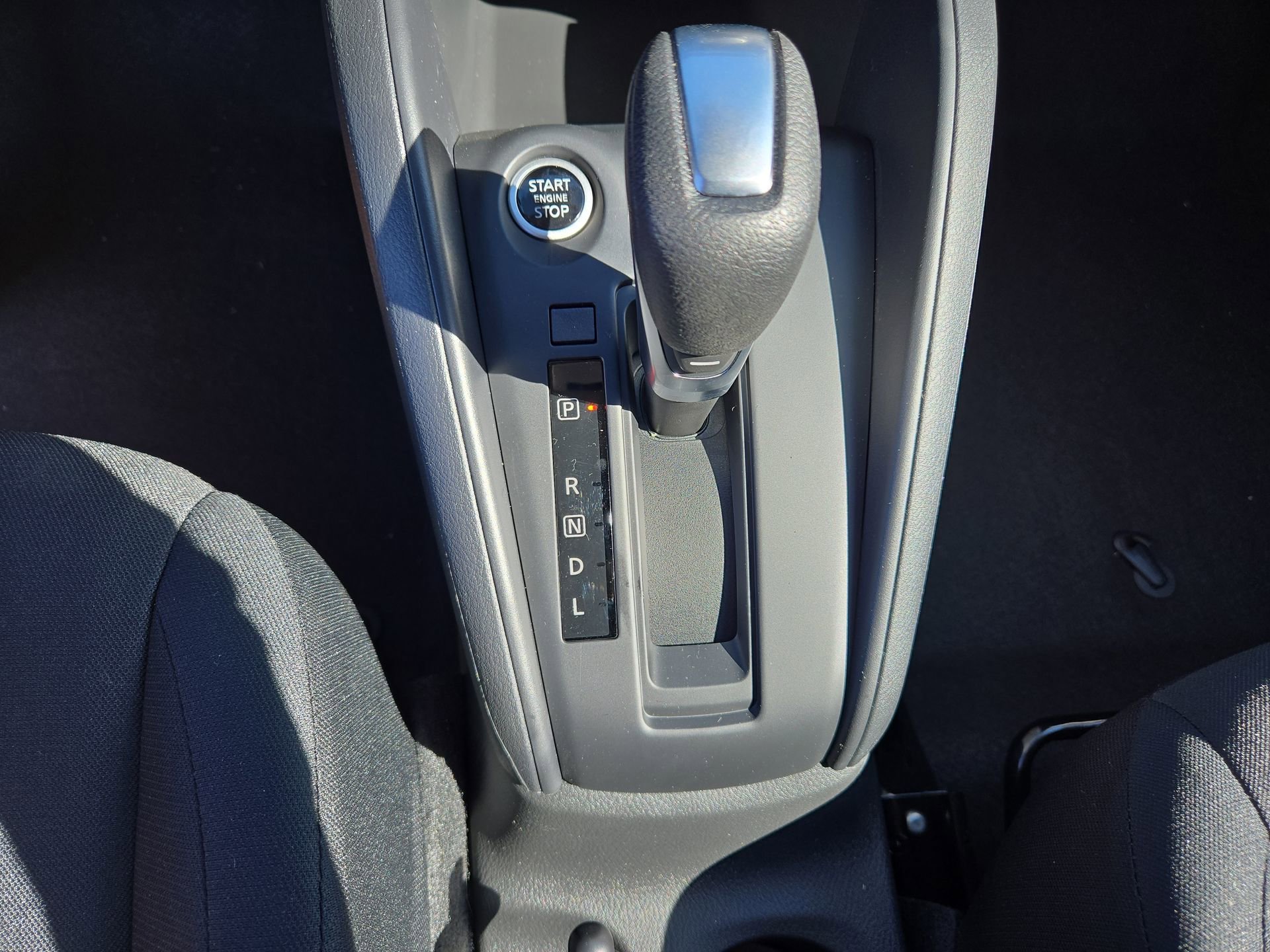 New 2025 Nissan Kicks Play S image 27