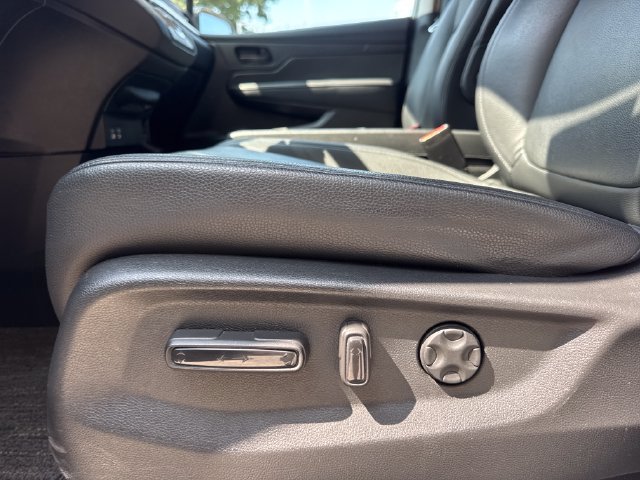 Used 2025 Honda Odyssey EX-L image 15